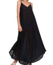 Load image into Gallery viewer, Maxi Dress w/ Pockets