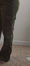 Load and play video in Gallery viewer, Cargo pants
