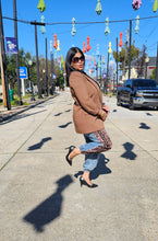 Load image into Gallery viewer, Leopard track Denim Jeans
